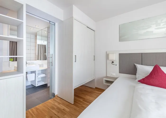 Zeitgeist Hauptbahnhof Hotel 4*