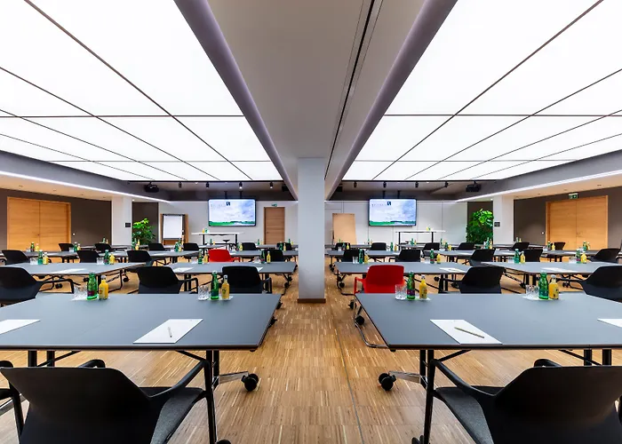 Hotel Zeitgeist Hauptbahnhof 4*
