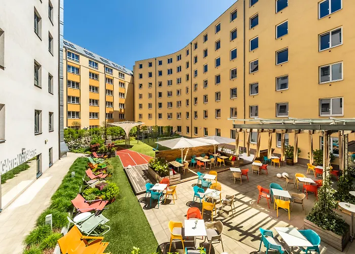 Hotel Zeitgeist Hauptbahnhof 4*